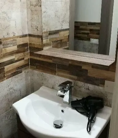 La Piccola Stamberga بيت ضيافة